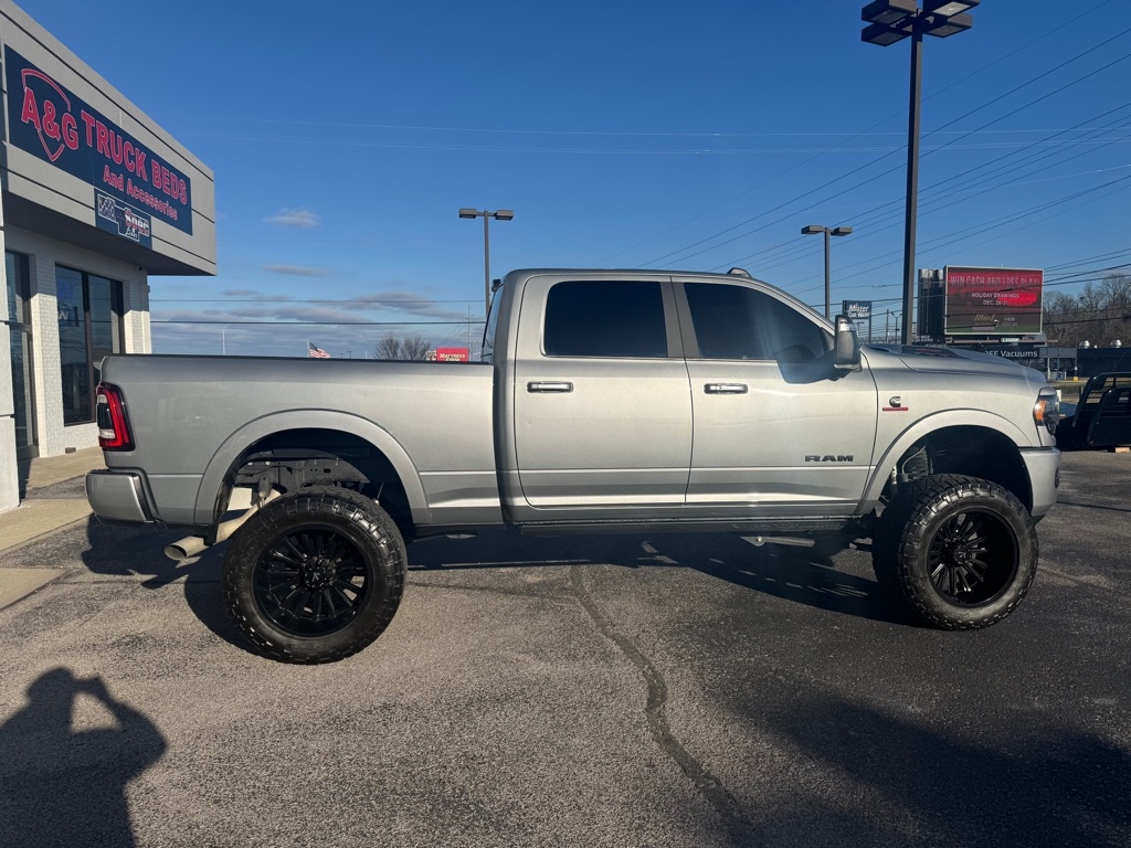 RAM 2500 Limited Crew Cab SWB 4WD 2024