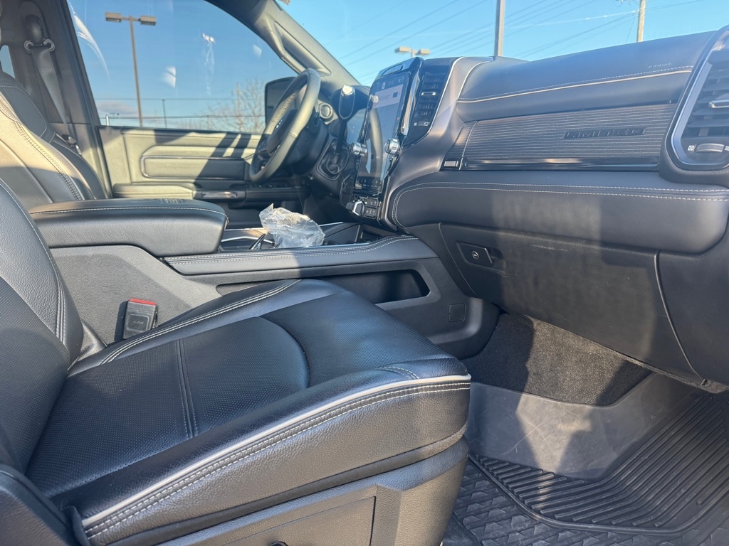 RAM 2500 Limited Crew Cab SWB 4WD 2024