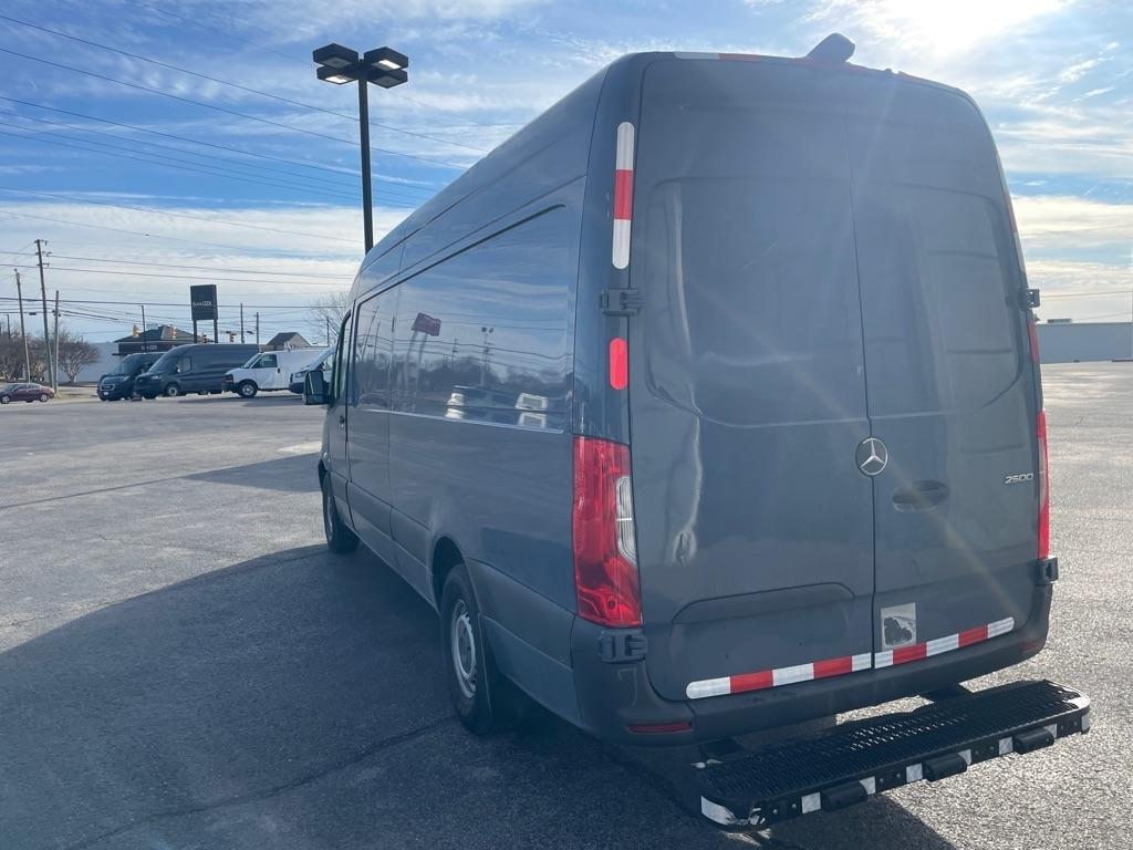 Mercedes-Benz Sprinter 2500 170-in. WB 2021