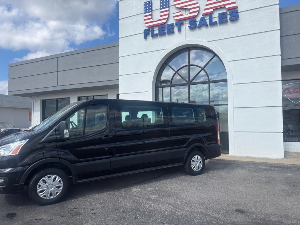 Ford Transit 350 Wagon Low Roof XL w/Sliding Pass. 148-in. WB 2022