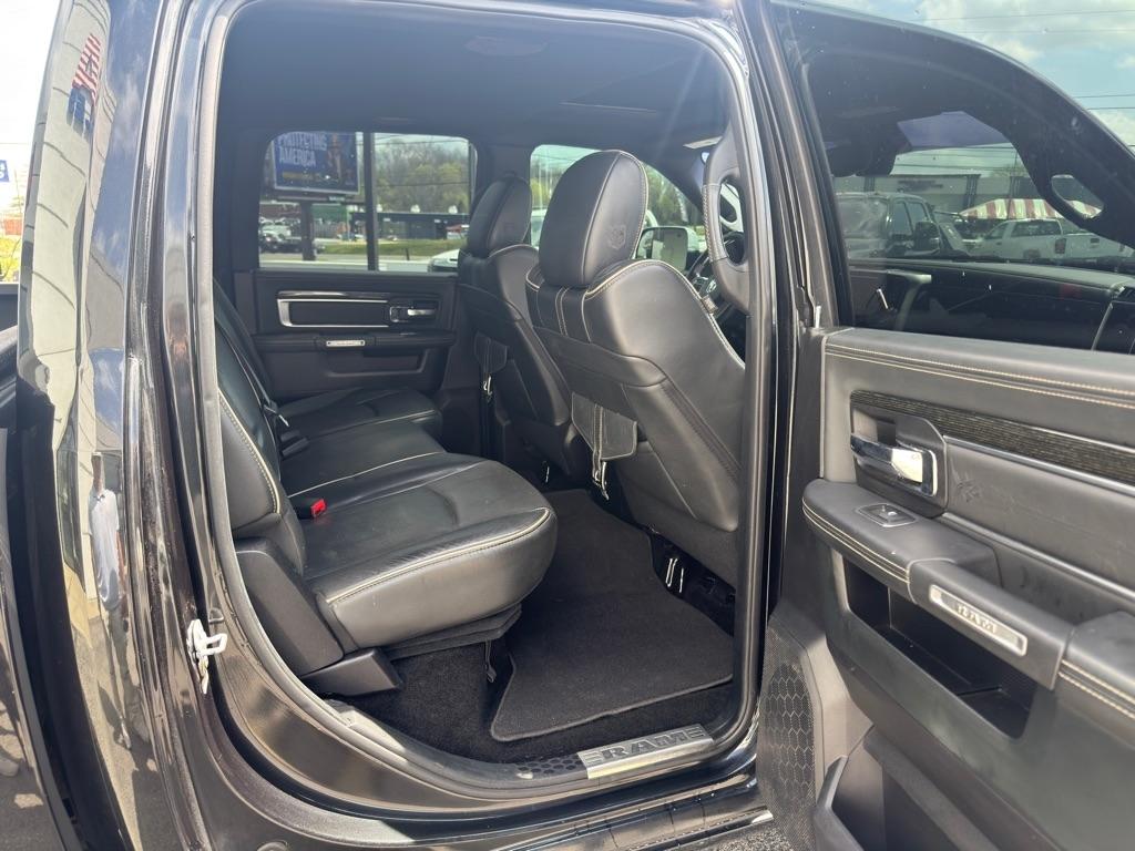 RAM 1500 Longhorn Crew Cab SWB 4WD 2016