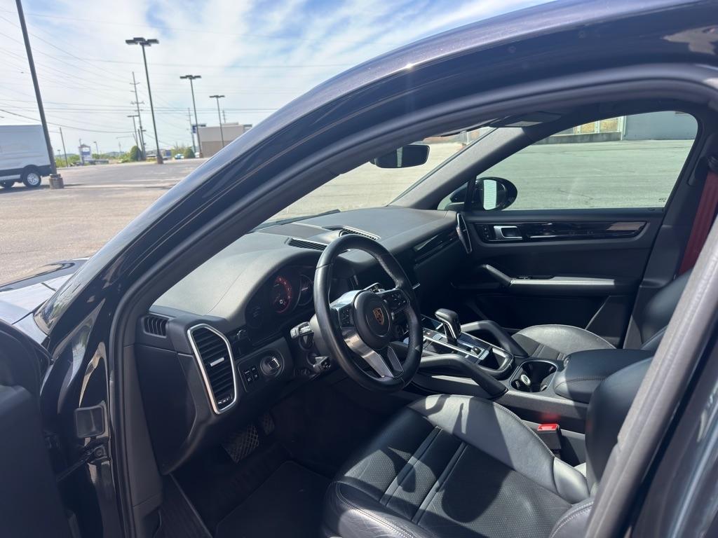 Porsche Cayenne Coupe 2021