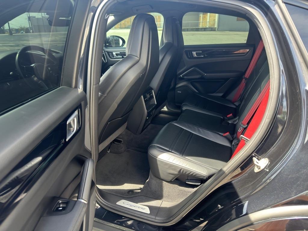 Porsche Cayenne Coupe 2021