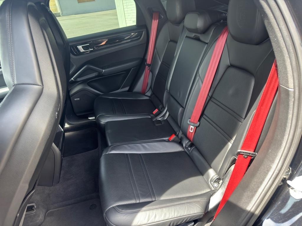 Porsche Cayenne Coupe 2021