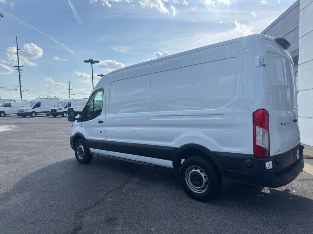 Ford Transit 250 Van Med. Roof w/Sliding Pass. 130-in. WB 2020