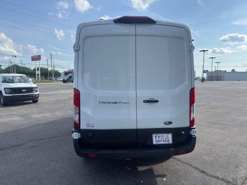 Ford Transit 250 Van Med. Roof w/Sliding Pass. 130-in. WB 2020