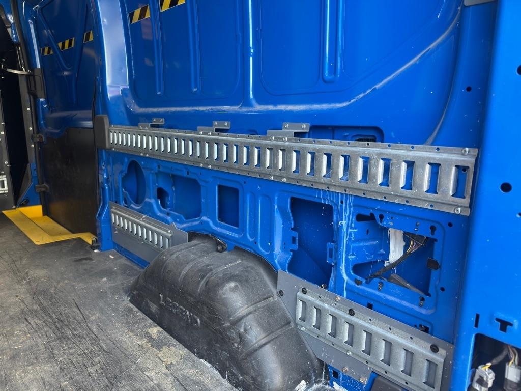 Ford Transit 250 Van Med. Roof w/Sliding Pass. 130-in. WB 2020