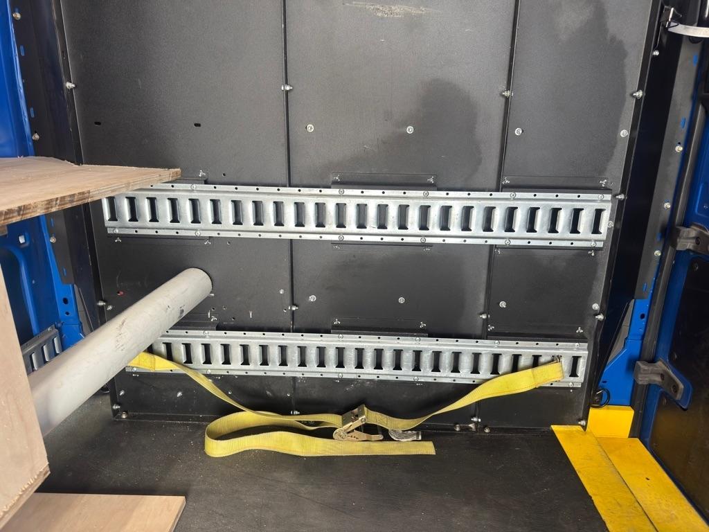 Ford Transit 250 Van Med. Roof w/Sliding Pass. 130-in. WB 2020