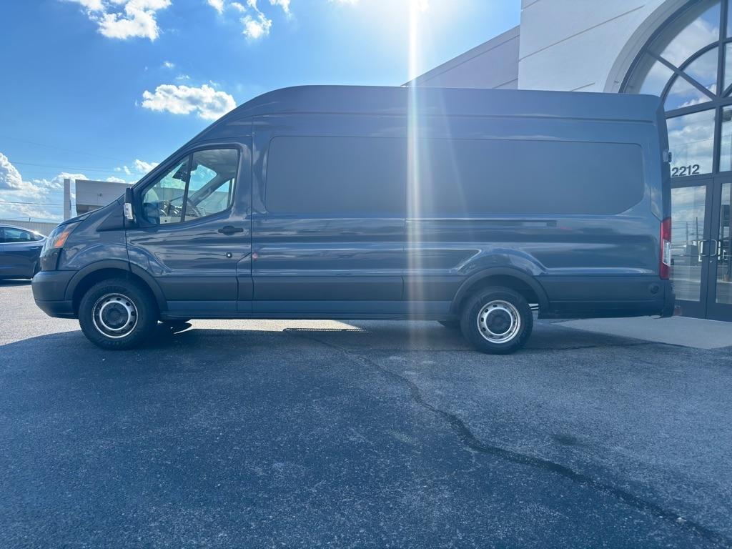 Ford Transit 250 Van High Roof w/Sliding Pass. 148-in. WB EL 2019