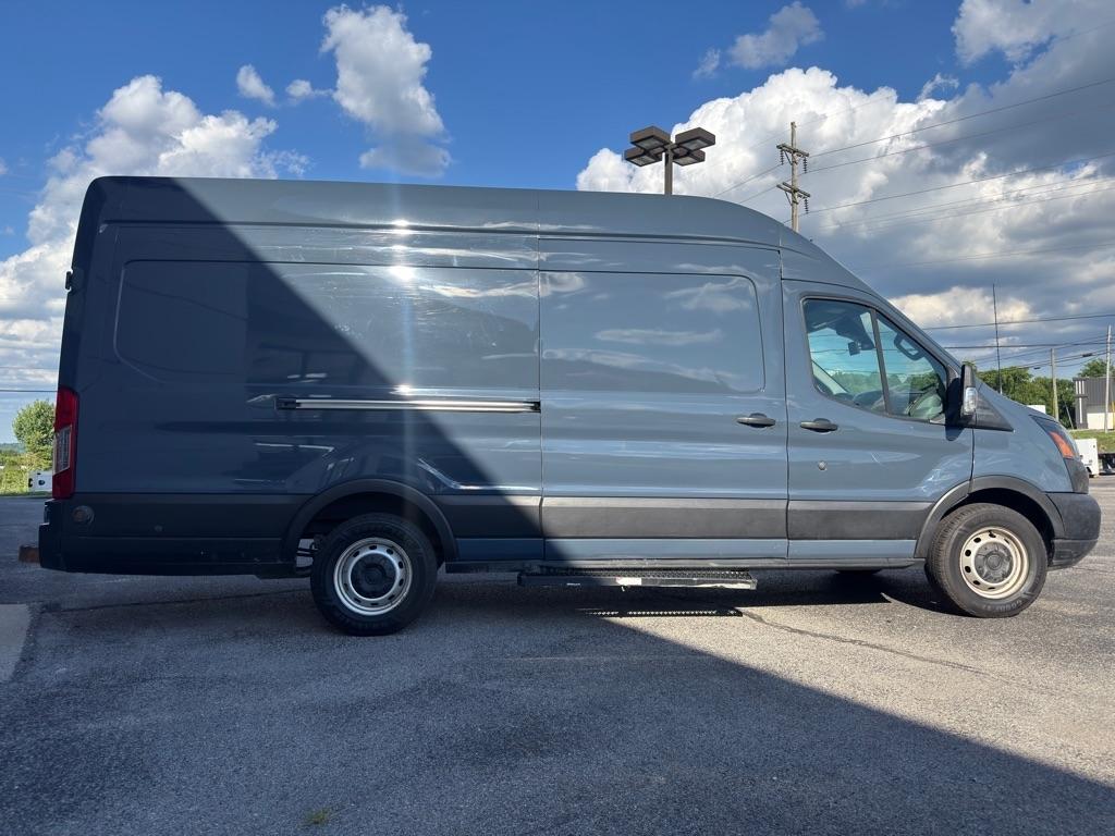 Ford Transit 250 Van High Roof w/Sliding Pass. 148-in. WB EL 2019