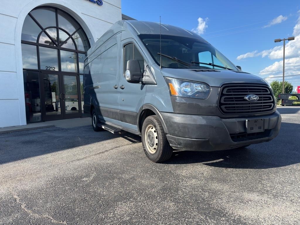 Ford Transit 250 Van High Roof w/Sliding Pass. 148-in. WB EL 2019