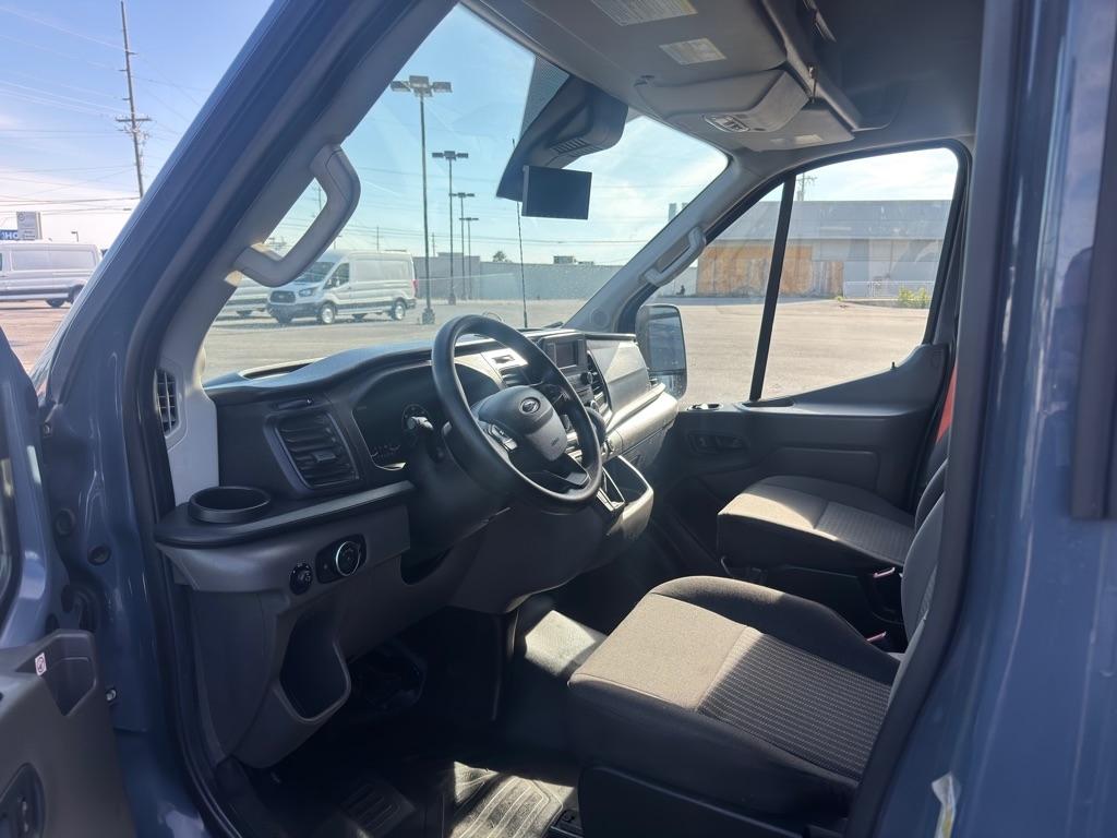 Ford Transit 250 Van High Roof w/Sliding Pass. 148-in. WB EL 2020