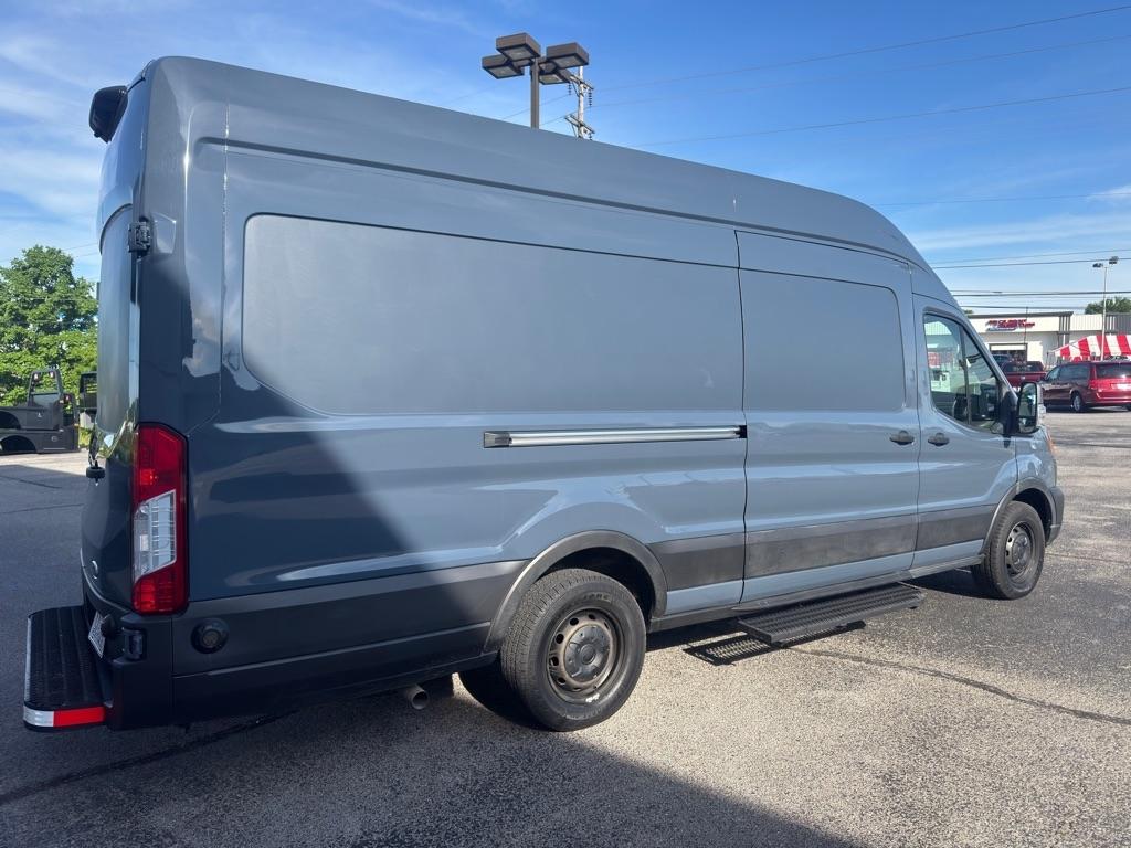 Ford Transit 250 Van High Roof w/Sliding Pass. 148-in. WB EL 2020