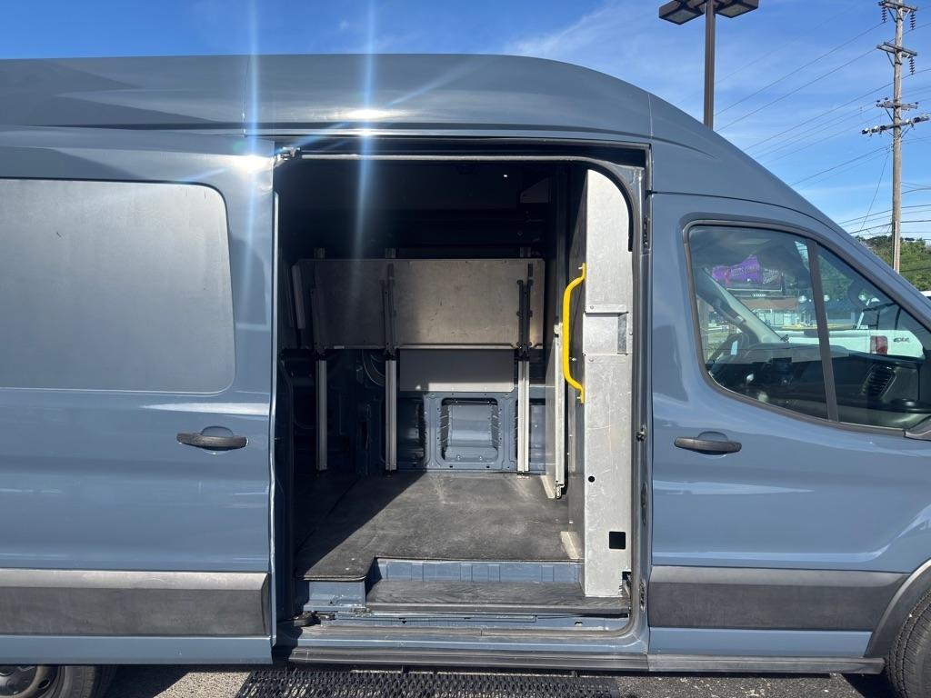 Ford Transit 250 Van High Roof w/Sliding Pass. 148-in. WB EL 2020
