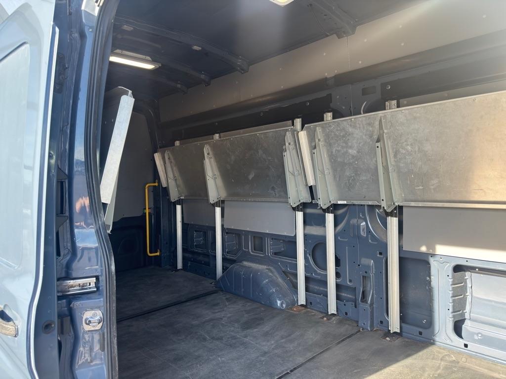 Ford Transit 250 Van High Roof w/Sliding Pass. 148-in. WB EL 2020