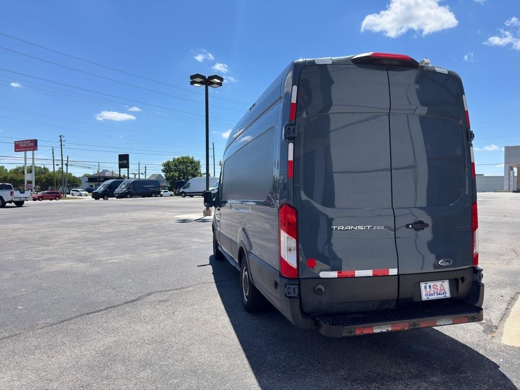 Ford Transit 250 Van High Roof w/Sliding Pass. 148-in. WB EL 2019