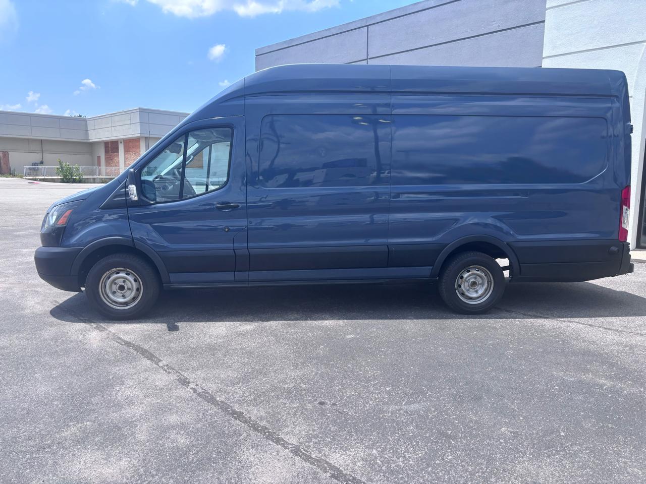 Ford Transit 250 Van High Roof w/Sliding Pass. 148-in. WB EL 2019