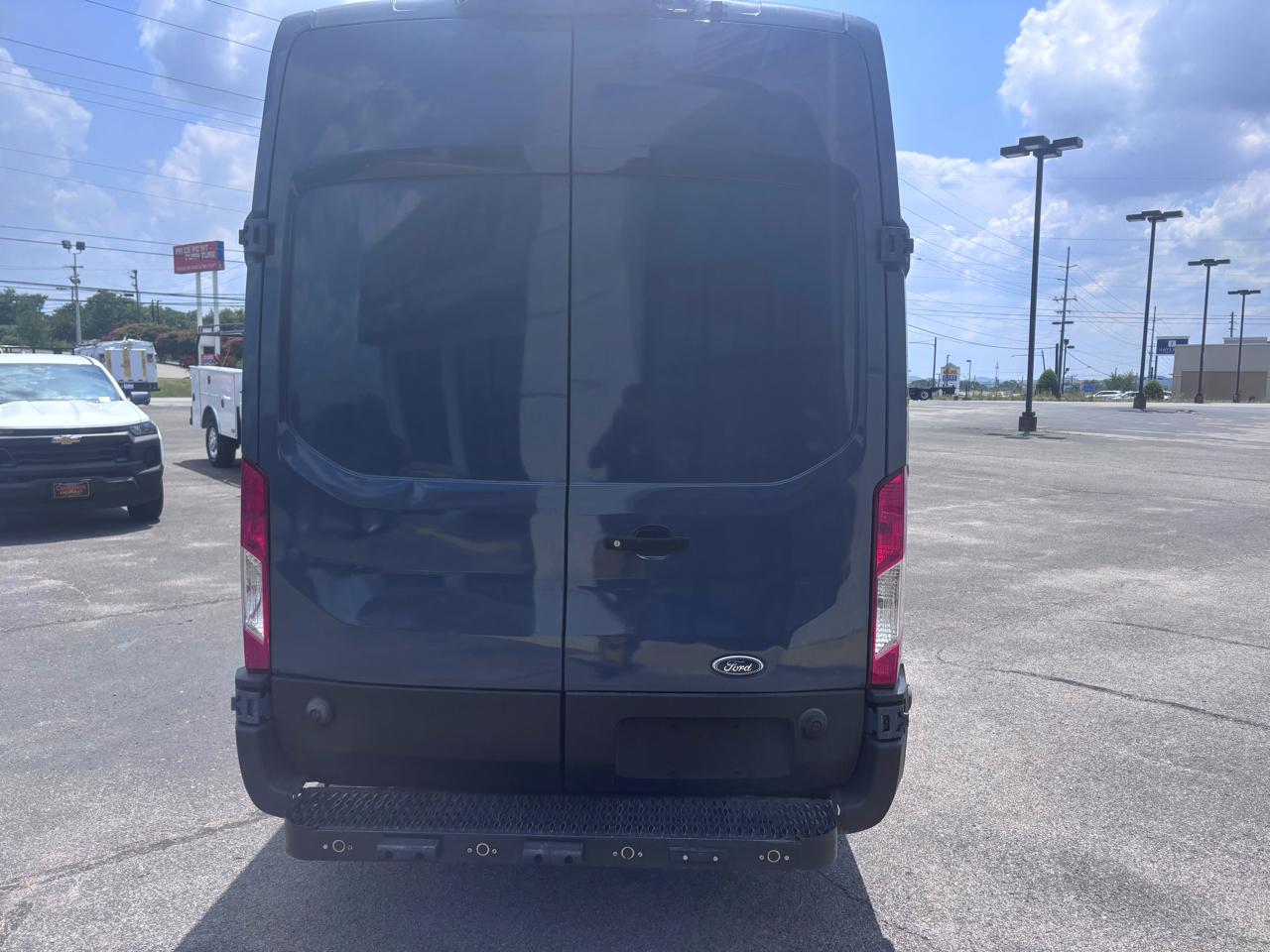 Ford Transit 250 Van High Roof w/Sliding Pass. 148-in. WB EL 2019