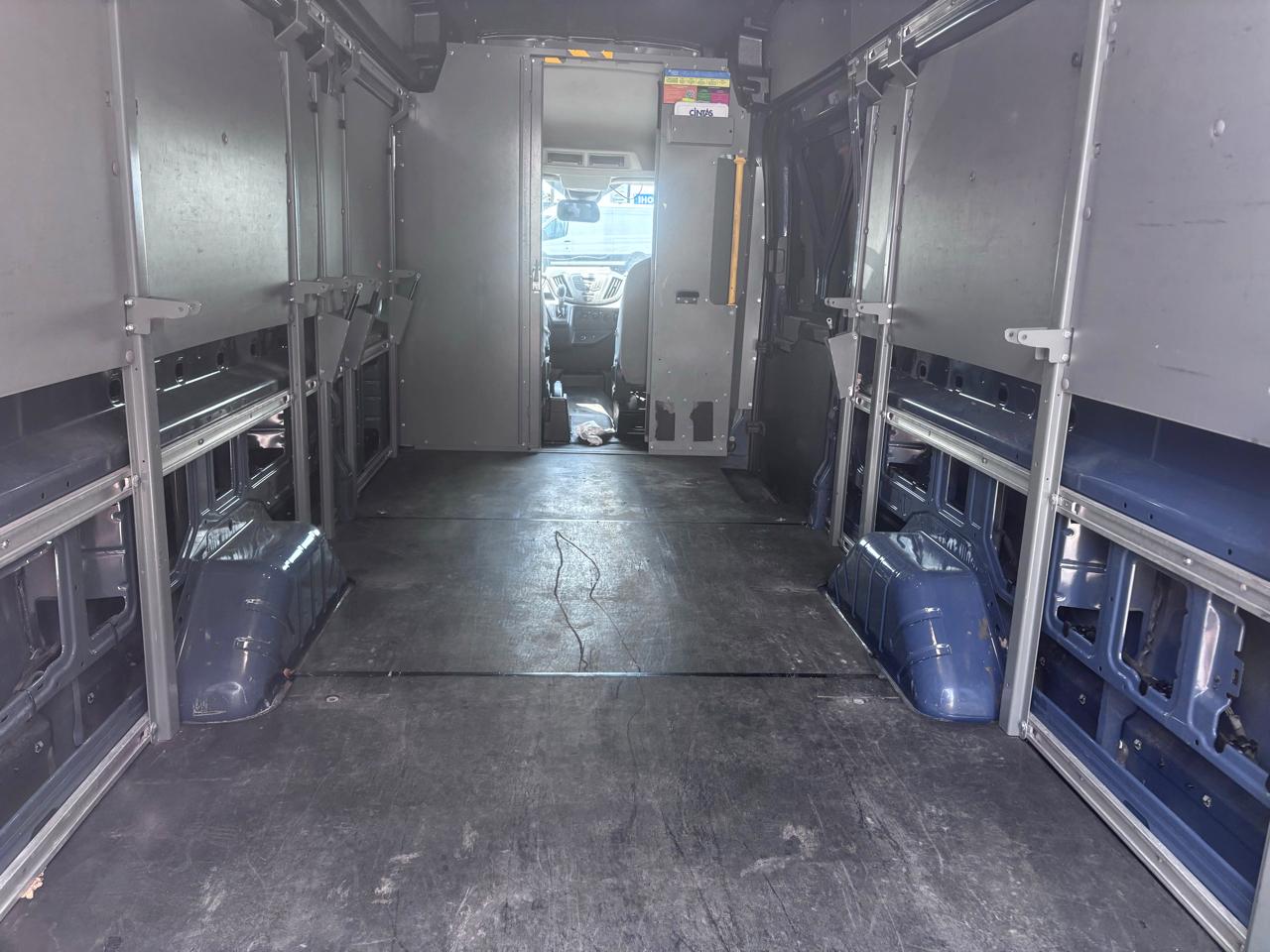 Ford Transit 250 Van High Roof w/Sliding Pass. 148-in. WB EL 2019