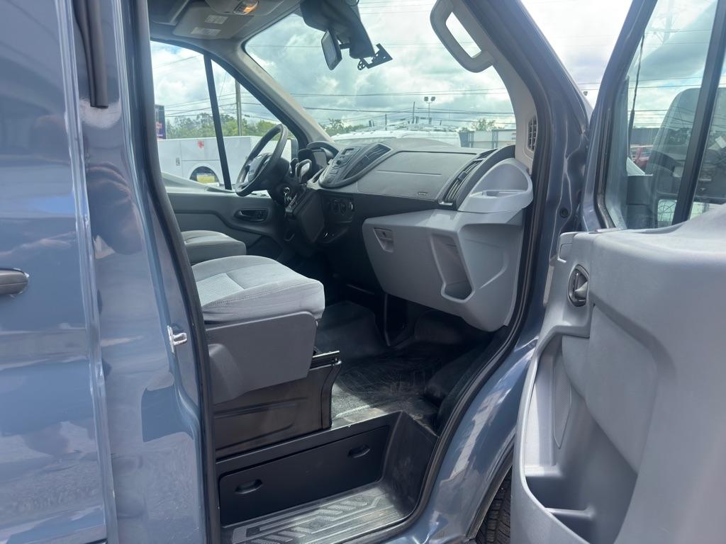 Ford Transit 250 Van High Roof w/Sliding Pass. 148-in. WB EL 2019