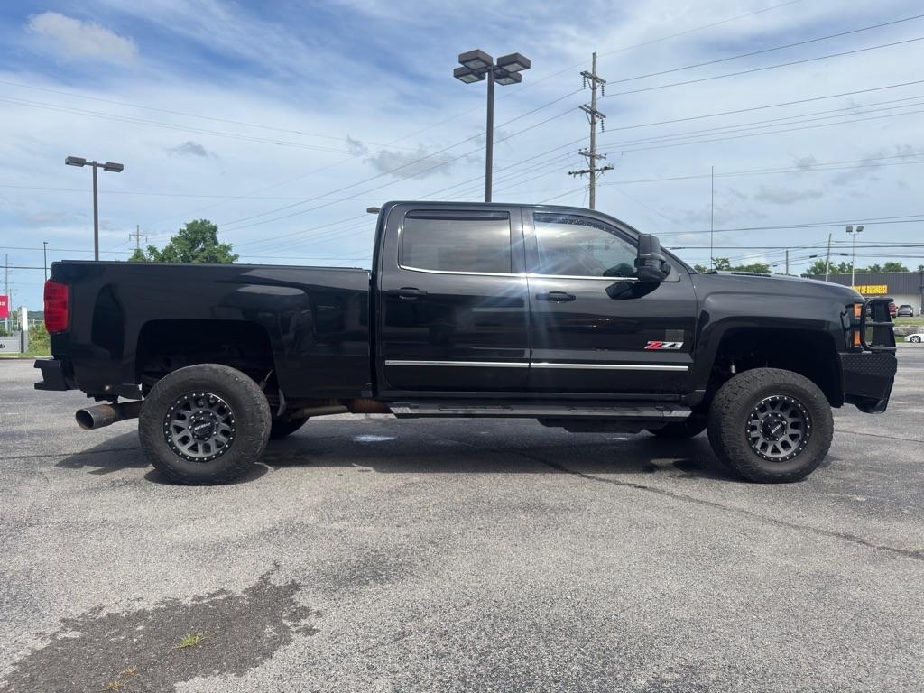 Chevrolet Silverado 2500HD LTZ Crew Cab Long Box 4WD 2019
