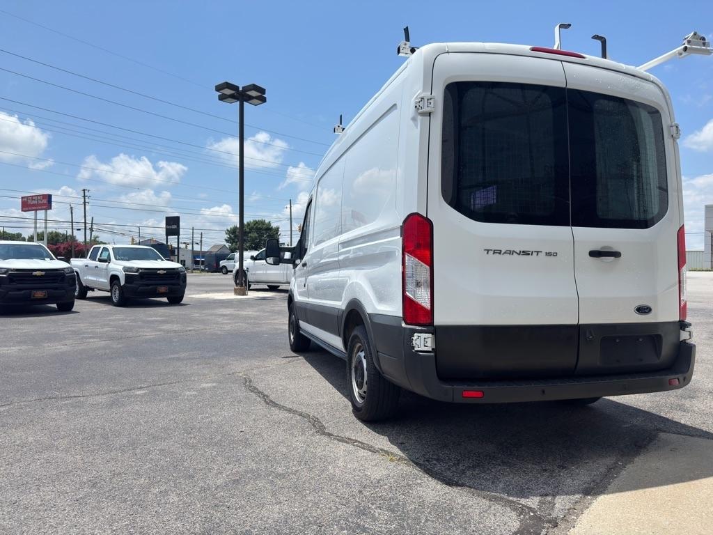 Ford Transit 150 Van Med. Roof w/Sliding Pass. 130-in. WB 2017