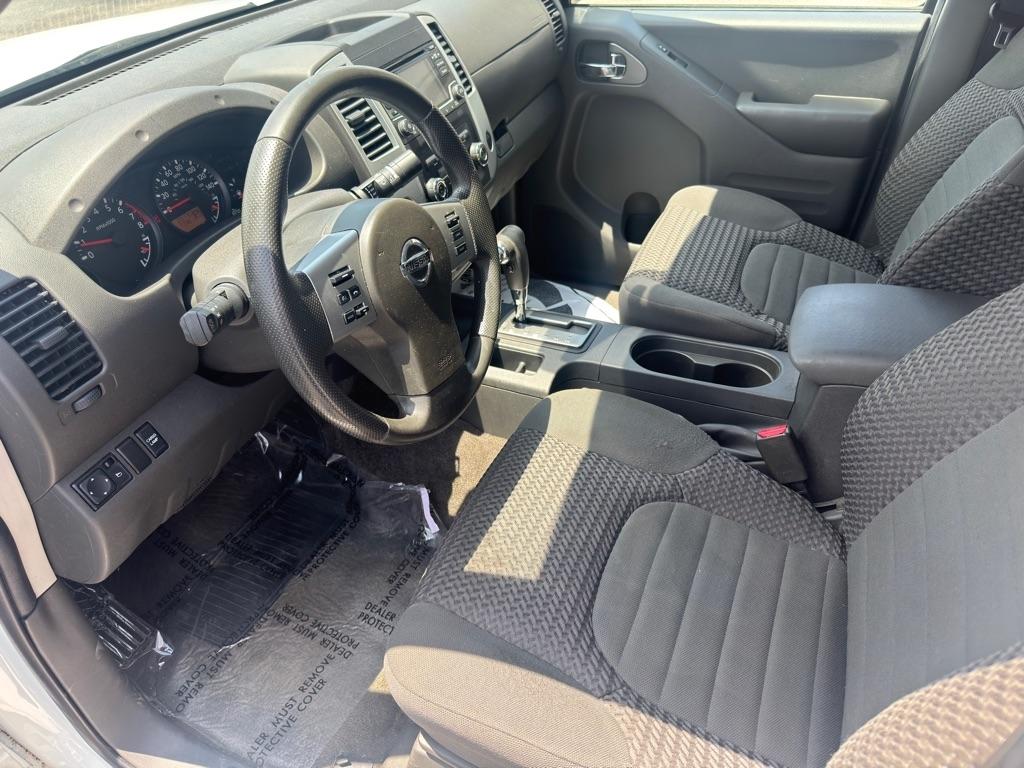 Nissan Frontier SV King Cab I4 5MT 2WD 2018