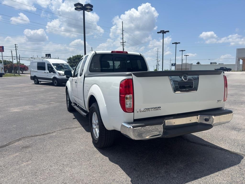 Nissan Frontier SV King Cab I4 5MT 2WD 2018