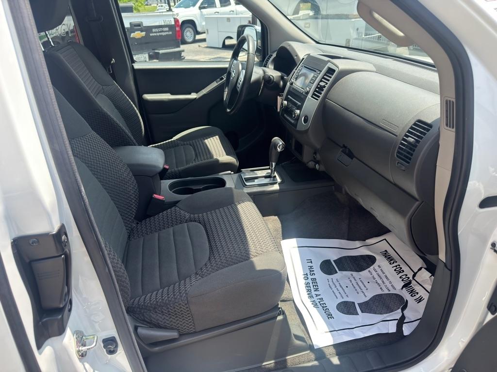 Nissan Frontier SV King Cab I4 5MT 2WD 2018