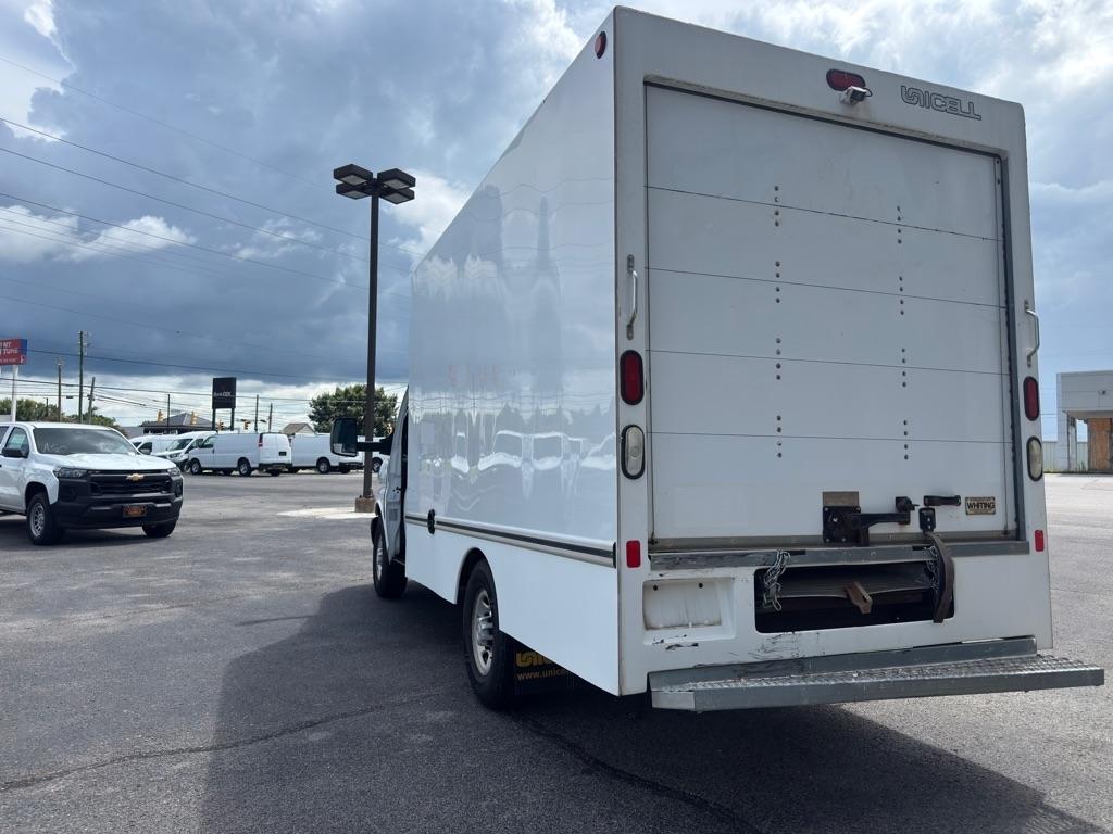 Chevrolet Express G3500 139" 2015