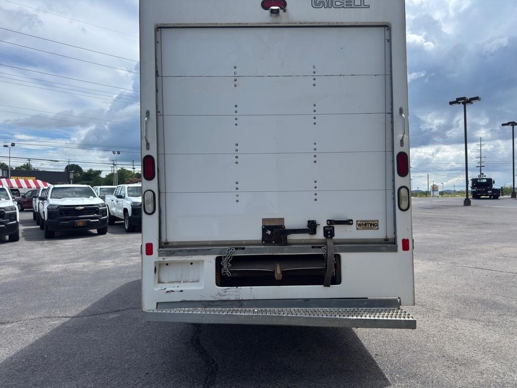 Chevrolet Express G3500 139" 2015