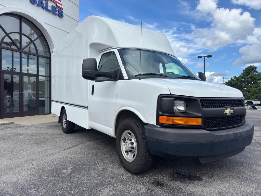 Chevrolet Express G3500 139" 2015