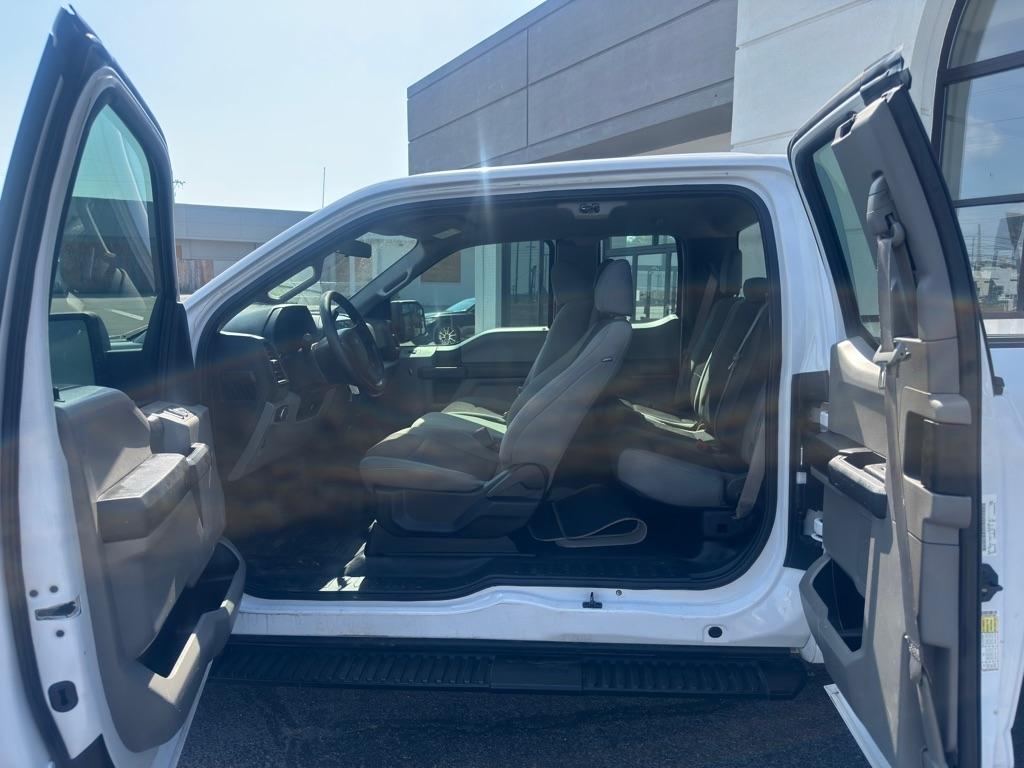 Ford F-150 XL SuperCab 8-ft. Bed 4WD 2018