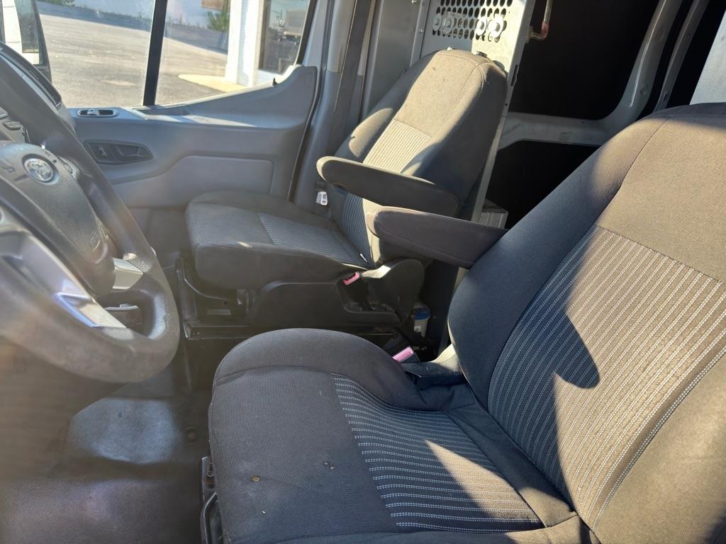 Ford Transit 250 Van Med. Roof w/Sliding Pass. 148-in. WB 2019