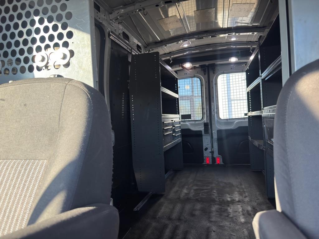Ford Transit 250 Van Med. Roof w/Sliding Pass. 148-in. WB 2019