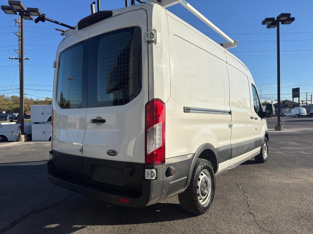 Ford Transit 250 Van Med. Roof w/Sliding Pass. 148-in. WB 2019