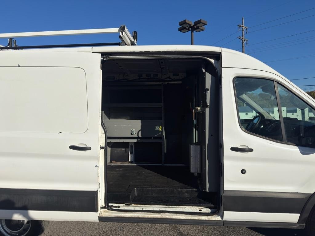 Ford Transit 250 Van Med. Roof w/Sliding Pass. 148-in. WB 2019