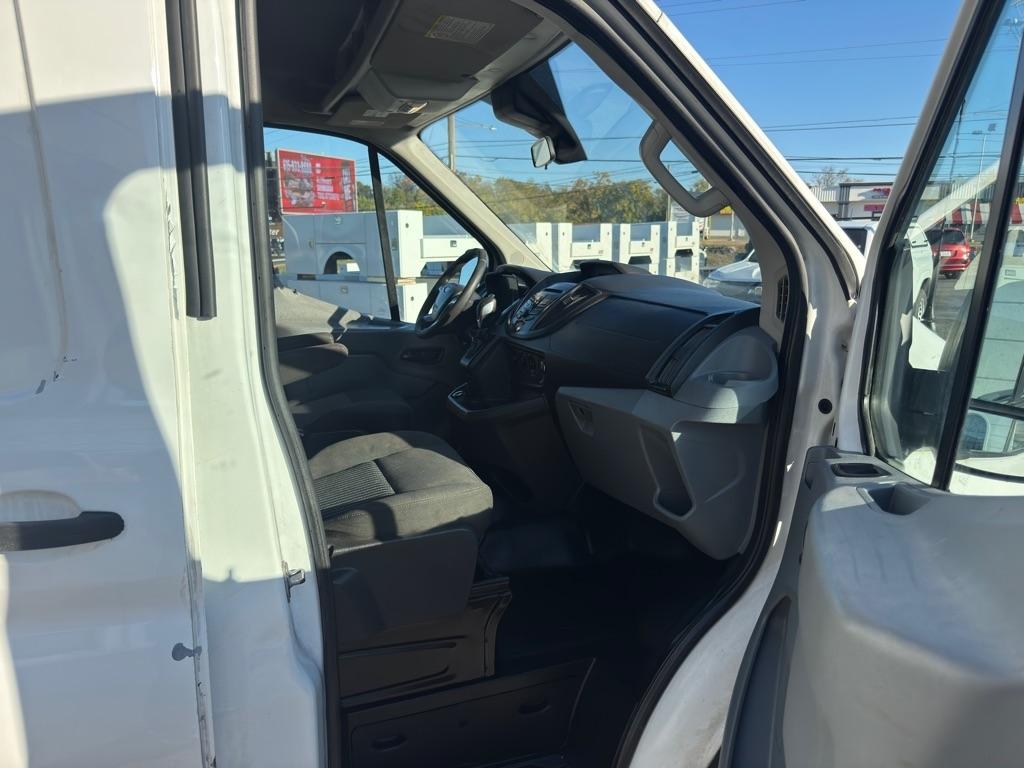 Ford Transit 250 Van Med. Roof w/Sliding Pass. 148-in. WB 2019
