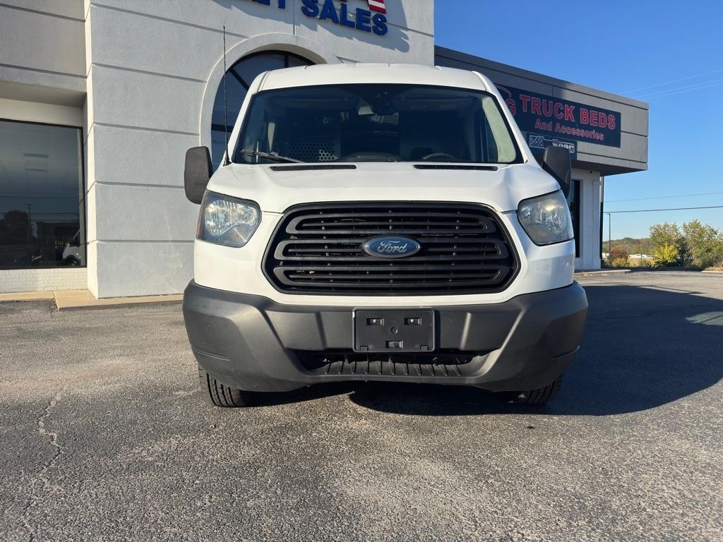 Ford Transit 250 Van Med. Roof w/Sliding Pass. 148-in. WB 2019