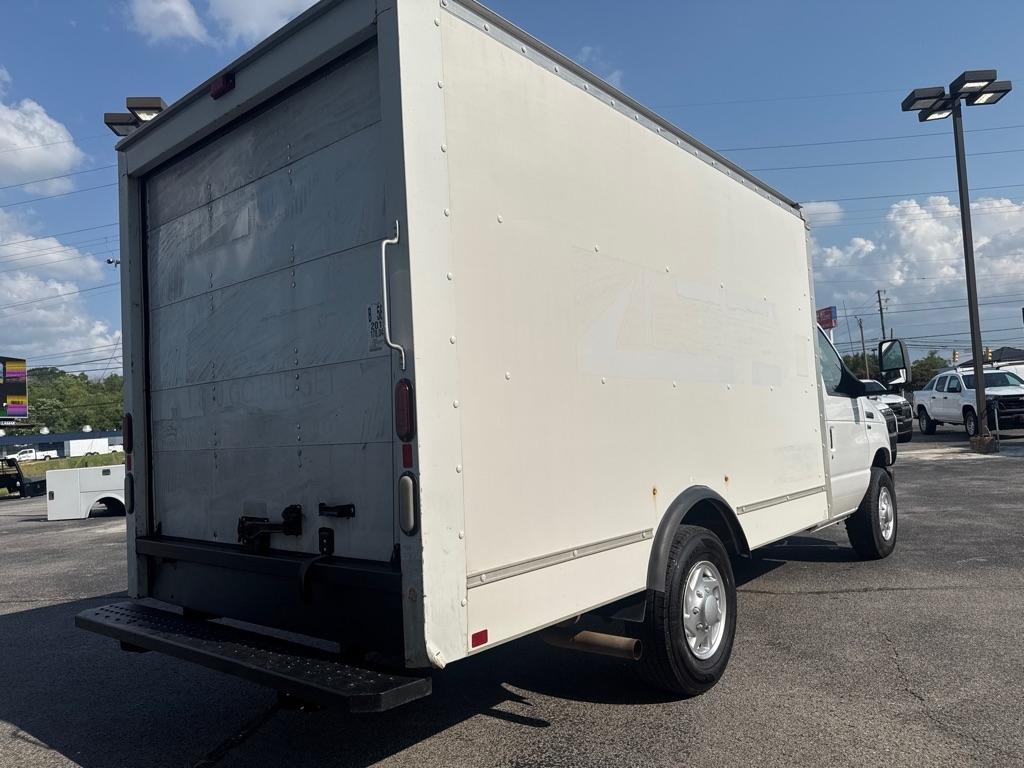 Ford Econoline E-350 Super Duty 2015