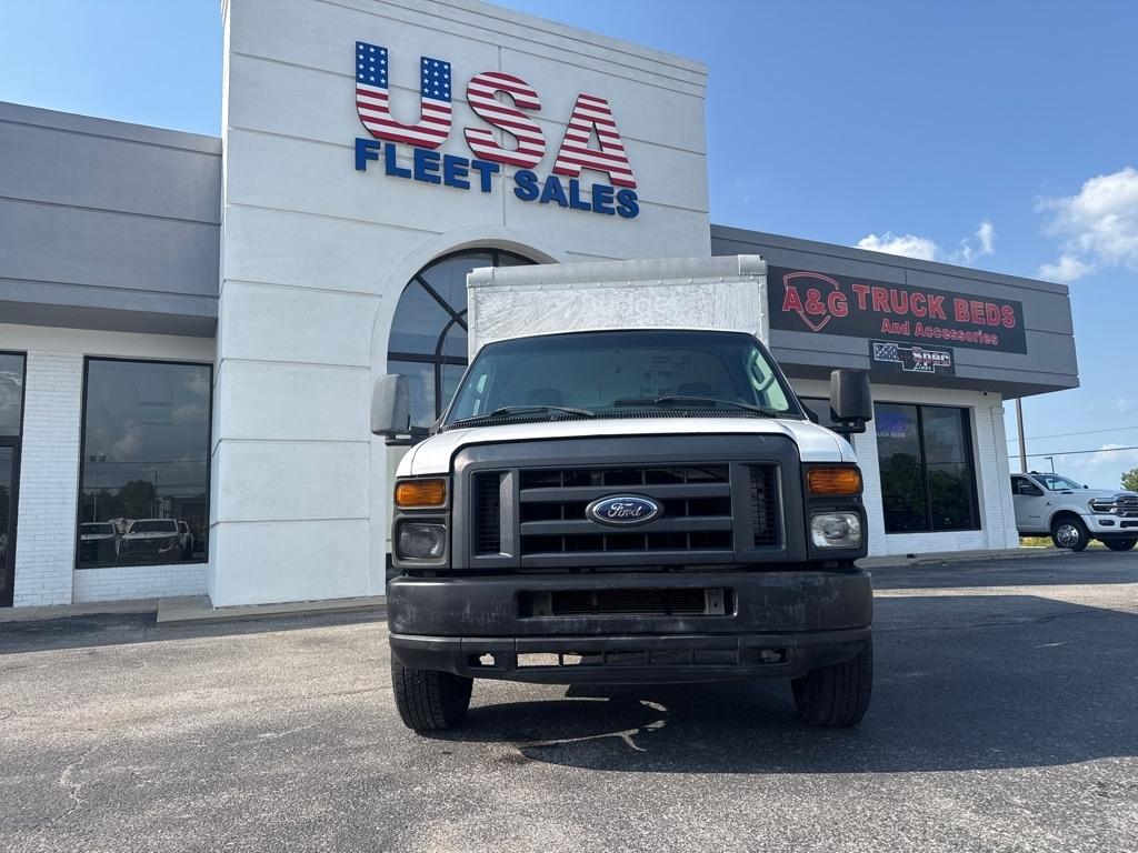 Ford Econoline E-350 Super Duty 2015