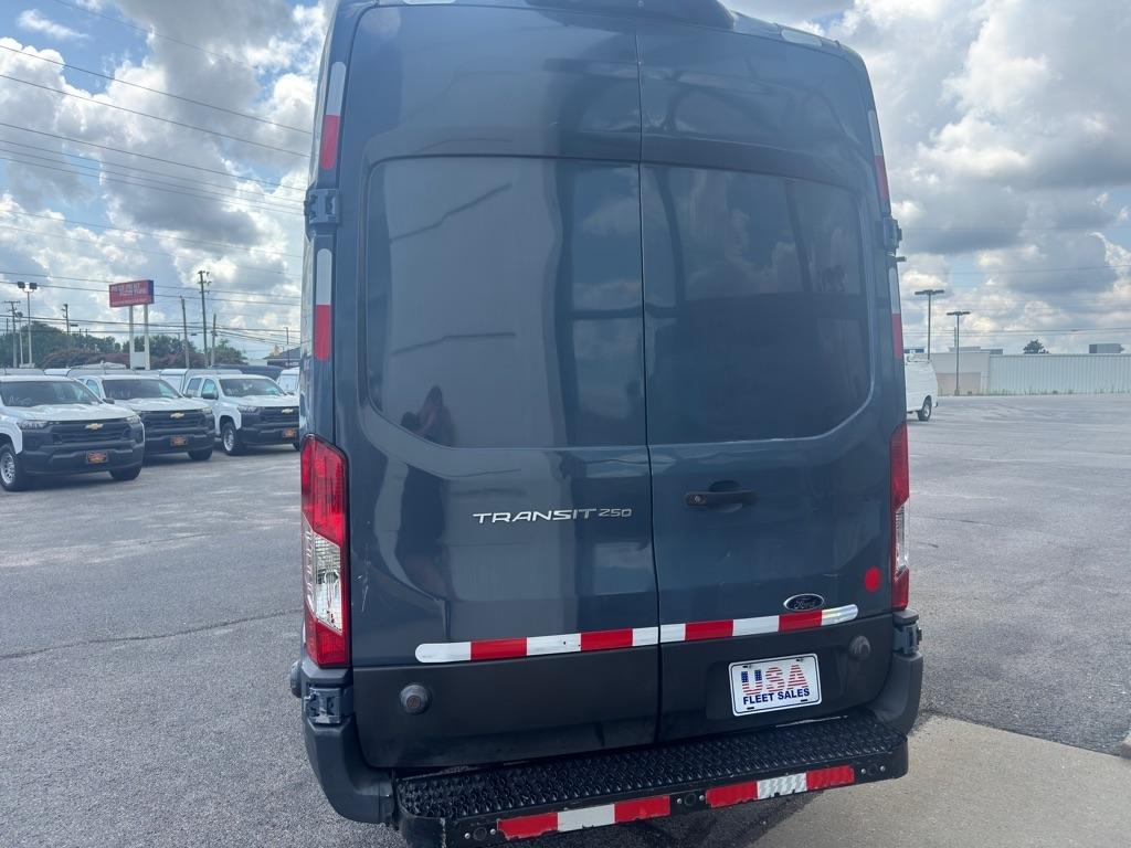 Ford Transit 250 Van High Roof w/Sliding Pass. 148-in. WB EL 2020
