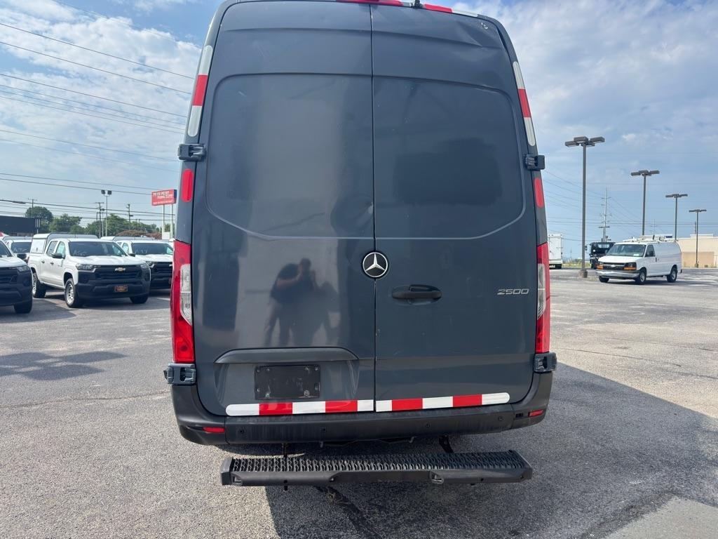 Mercedes-Benz Sprinter 3500 Wagon High Roof 170-in. WB 2019