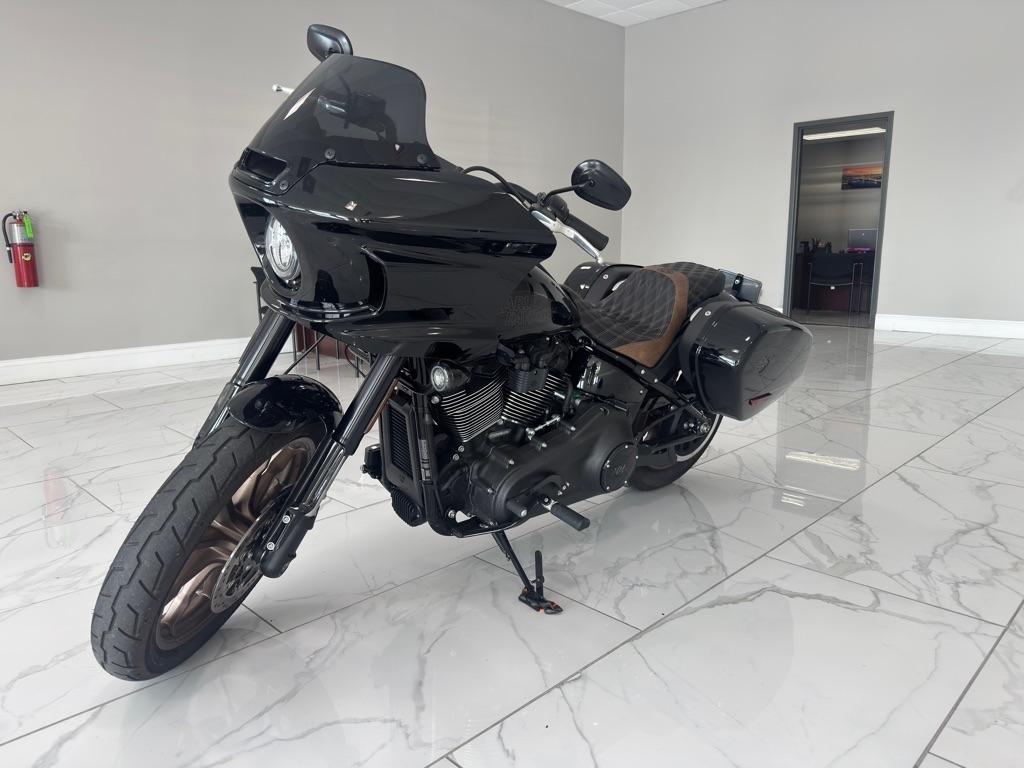 2022 Harley-Davidson FXLRST 