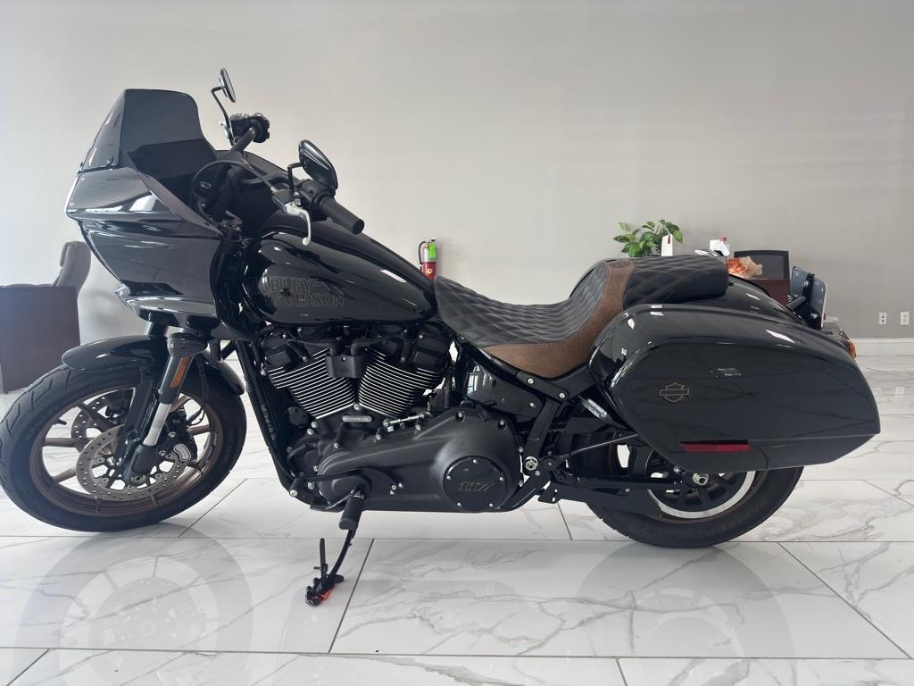 Harley-Davidson FXLRST  2022