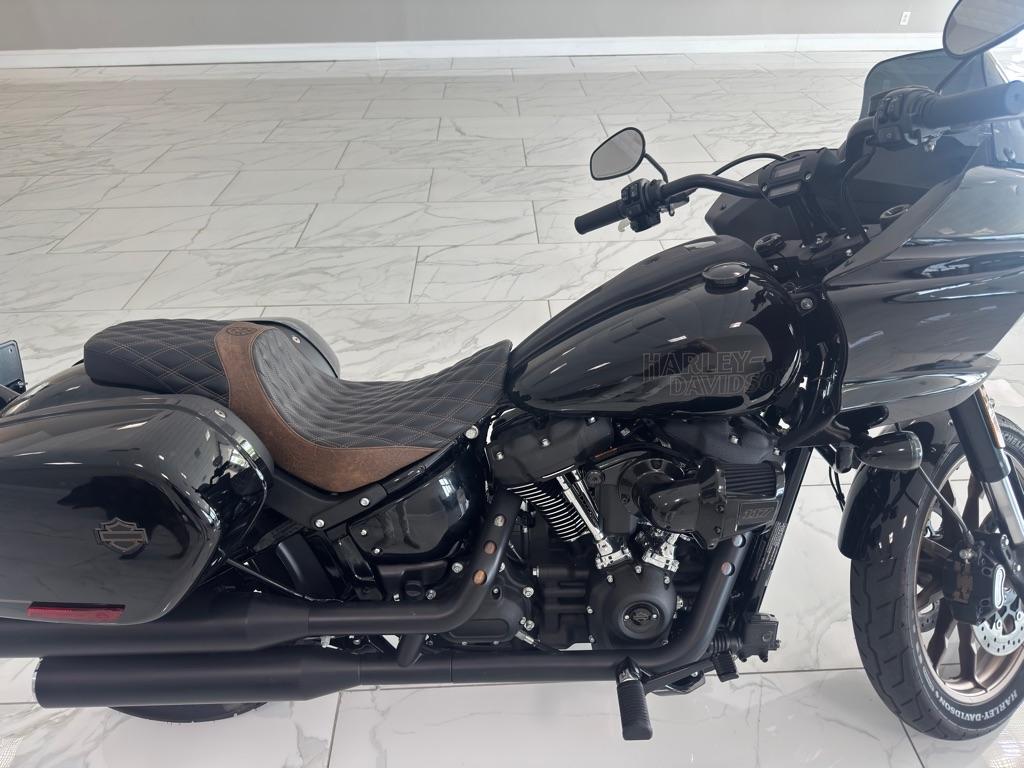 Harley-Davidson FXLRST  2022