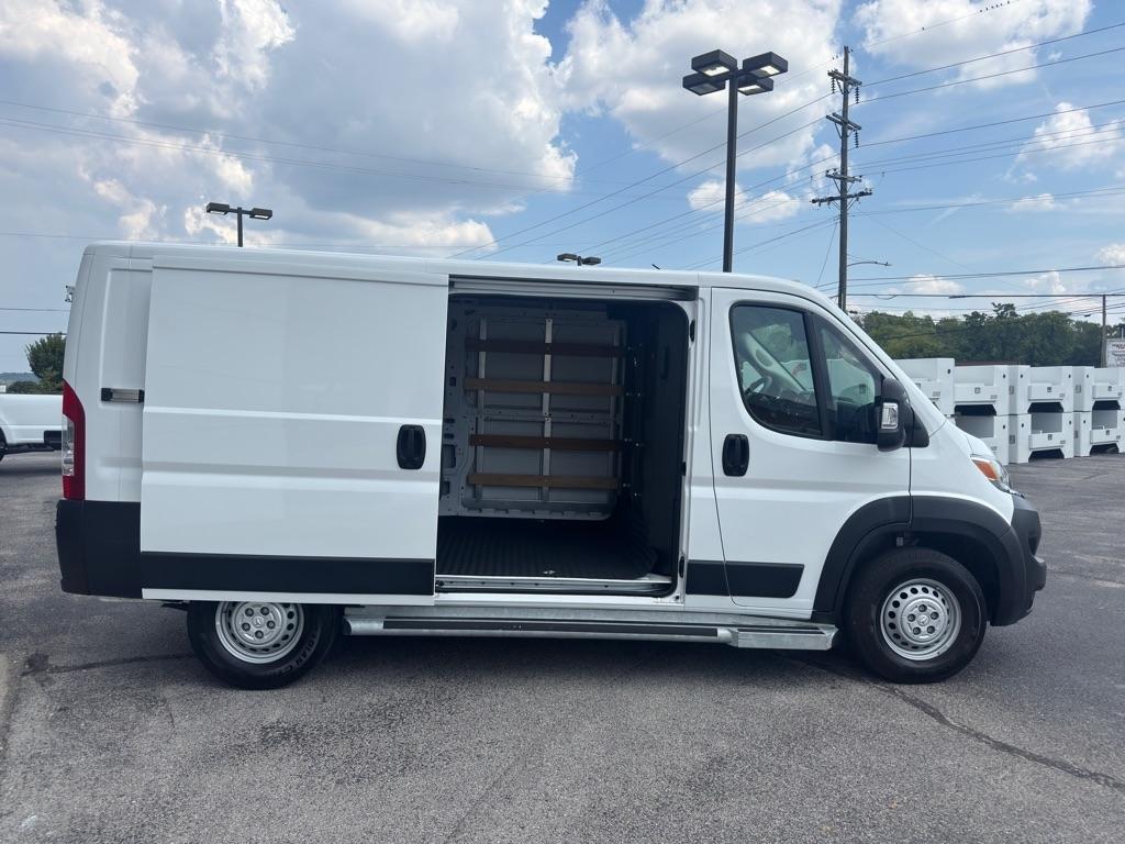 RAM Promaster 2500 Low Roof 2025
