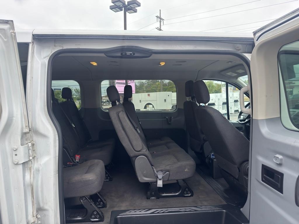 Ford Transit 350 Wagon Low Roof XLT 60/40 Pass. 148-in. WB 2016