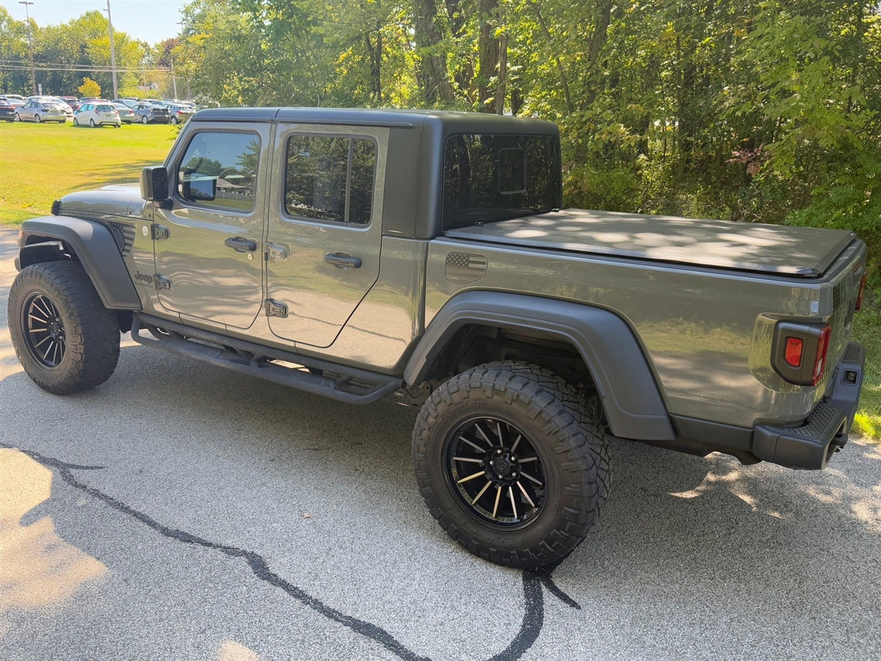 Jeep Gladiator Sport S 2021