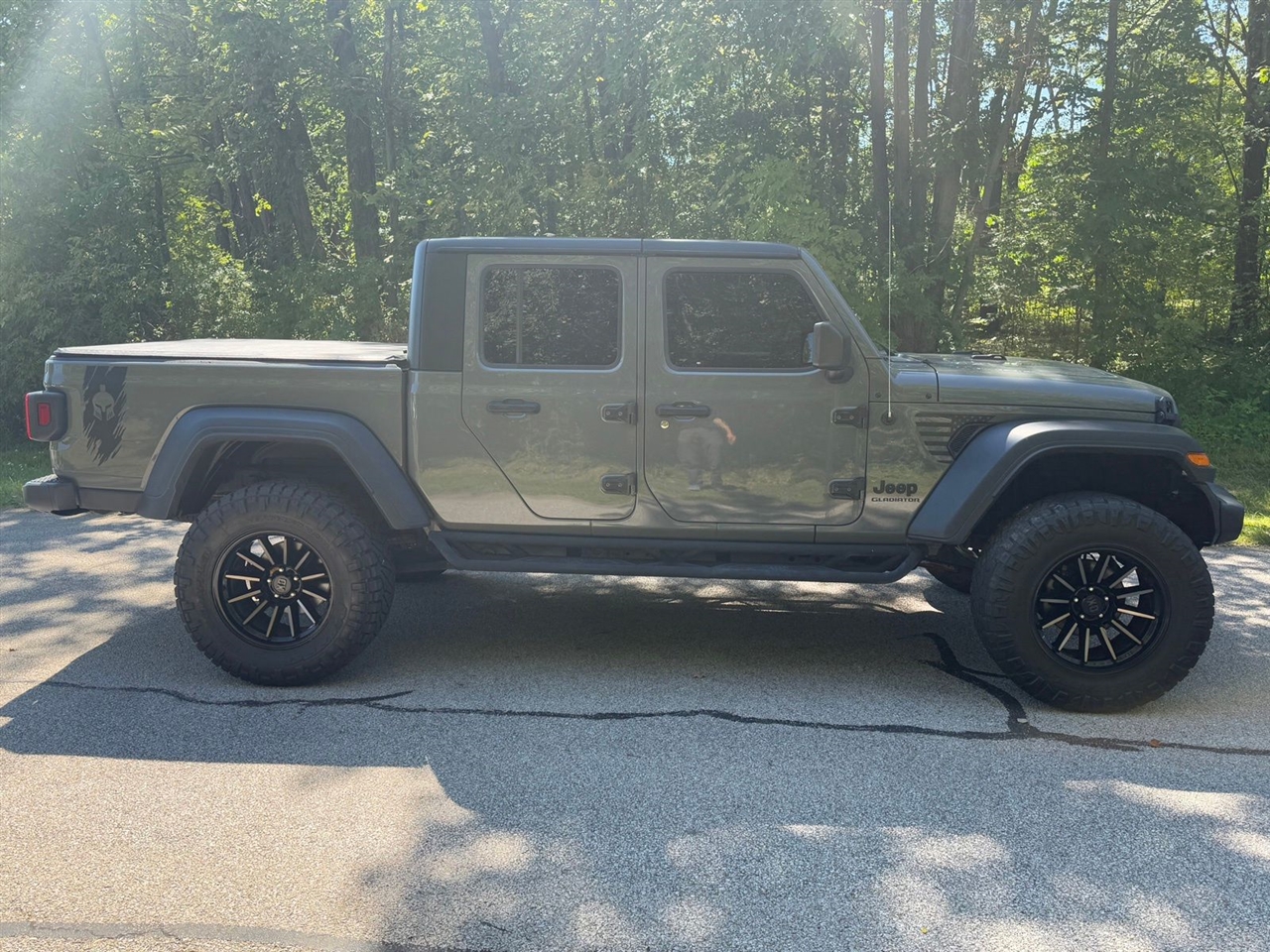 Jeep Gladiator Sport S 2021